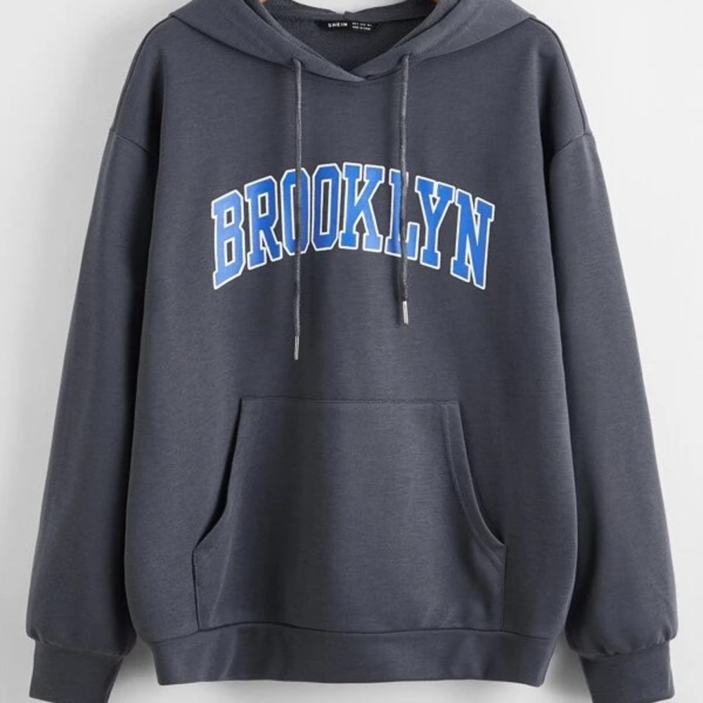 SHEIN Brooklyn Letter Graphic Drop Shoulder Pocket Front Hoodie
